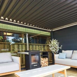 Pinela Louvered Roof